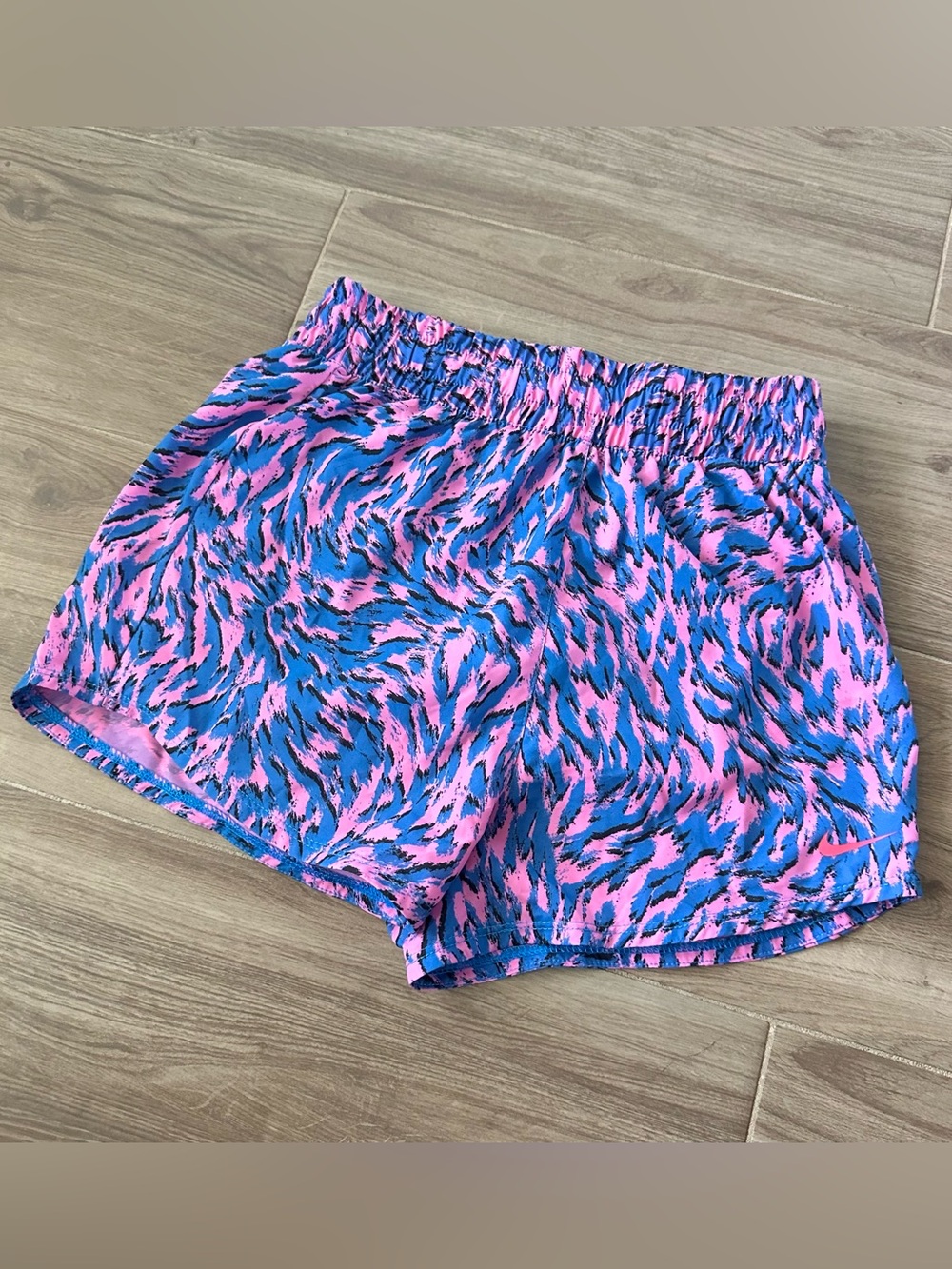 Youth Nike Shorts - Medium